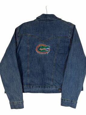 New with Tags Women’s University‎ of Florida UF Gators Denim Jacket Wrangler